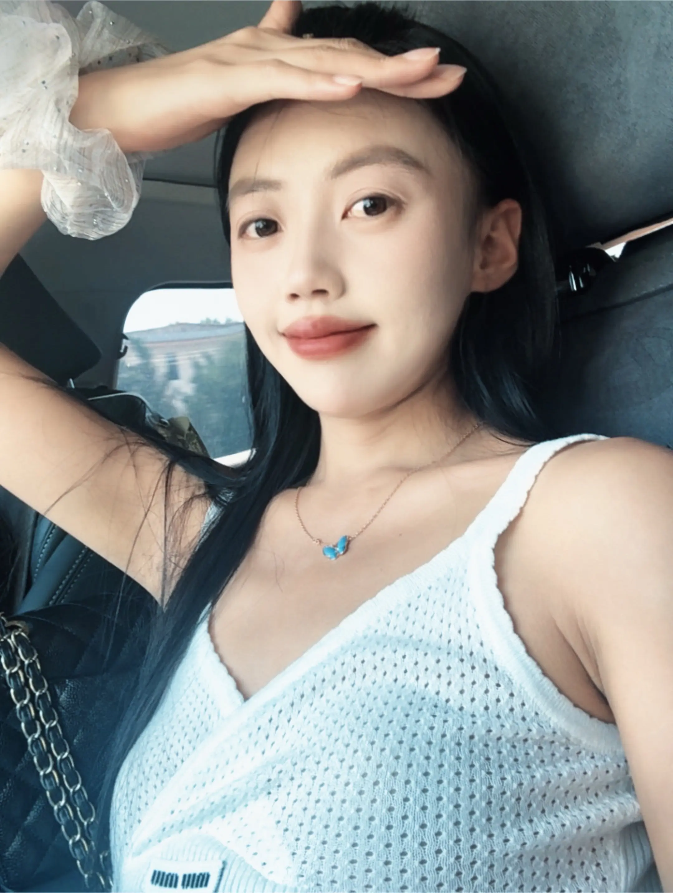 孤独很正常 忙赚钱 没时间和不认真的人讲太多