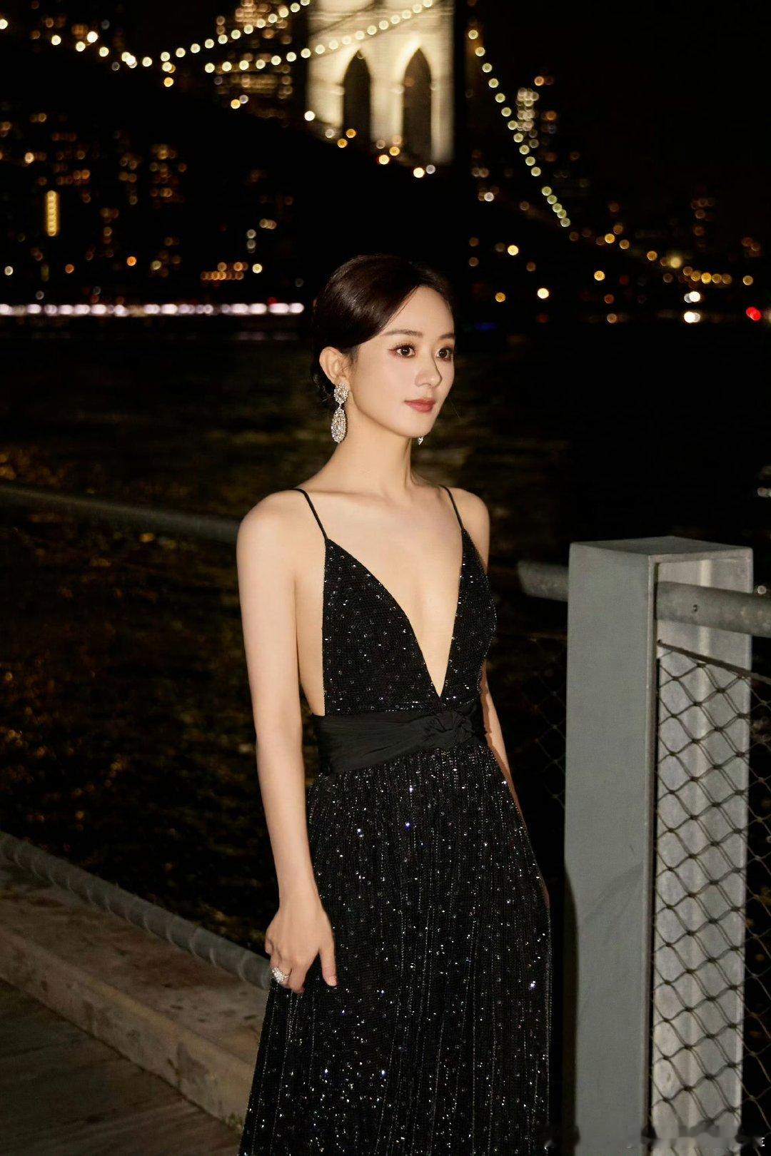 很美 