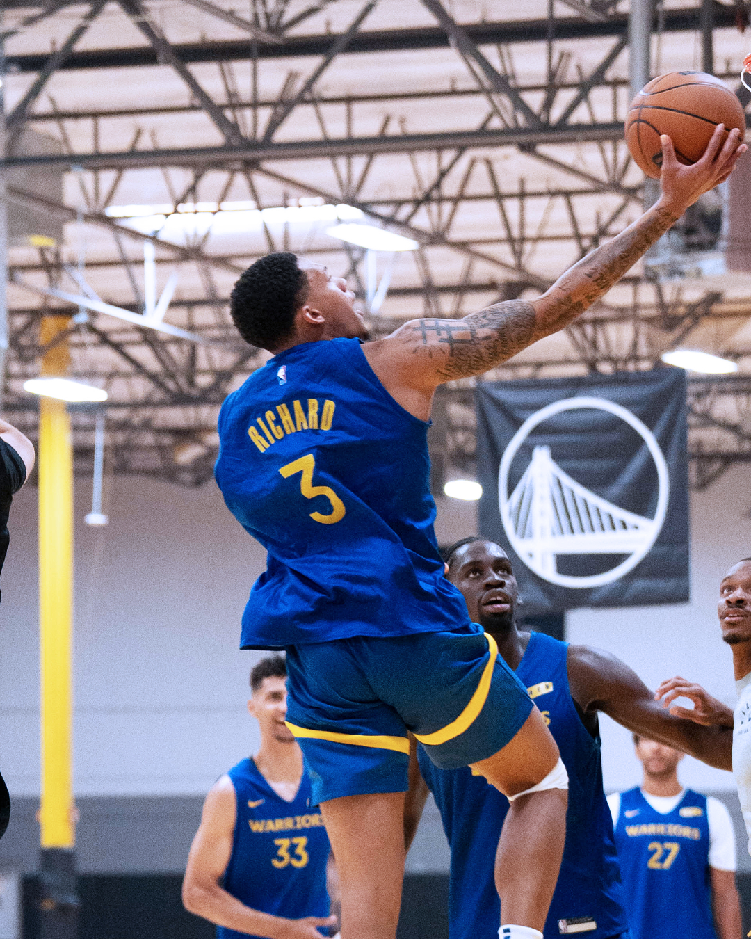 新秀们备战夏联🏀金州勇士
