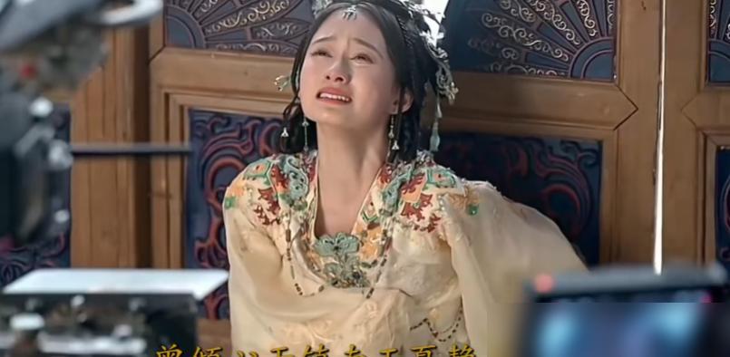 《一笑随歌》大结局，凤承阳称帝，凤随歌付一笑归隐！

这故事看下来，真是一环扣一