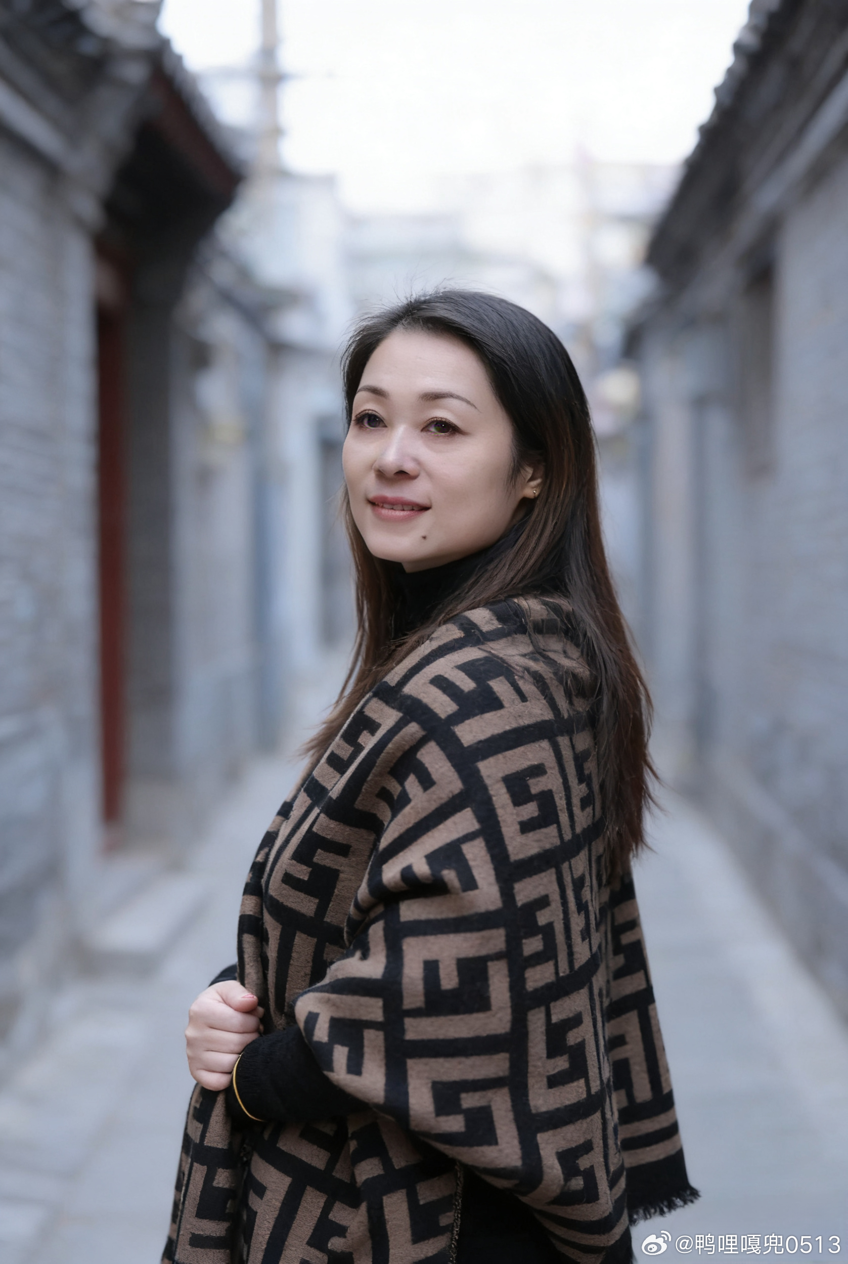 OOTD时尚穿搭今天穿什么ootd 黑色条纹更显优雅 