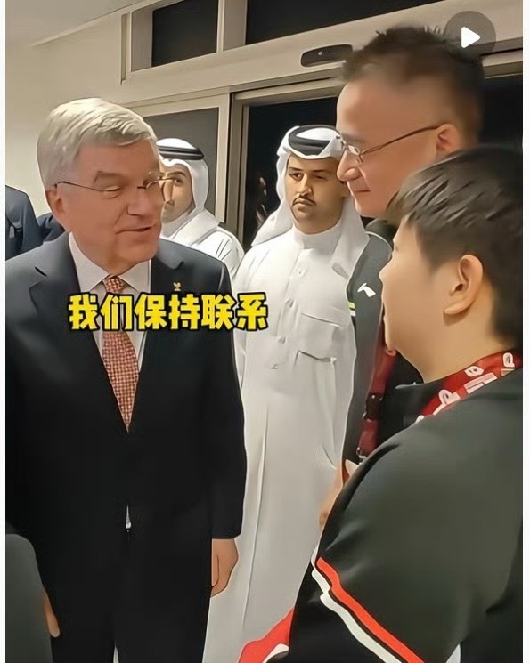 马克龙喊孙颖莎打乒乓球 马克龙只喊国际小莎莎打球是意外