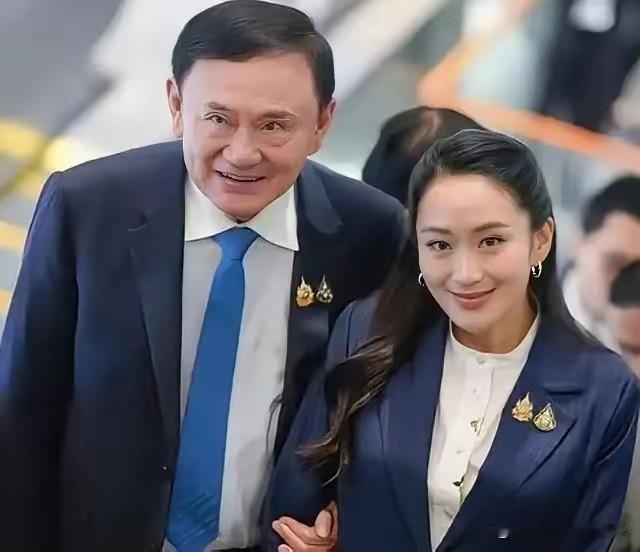 阿努廷角色是造成他信现在困境的次要因素，主要因素是泰王觉着阿努廷还行，但是他觉着