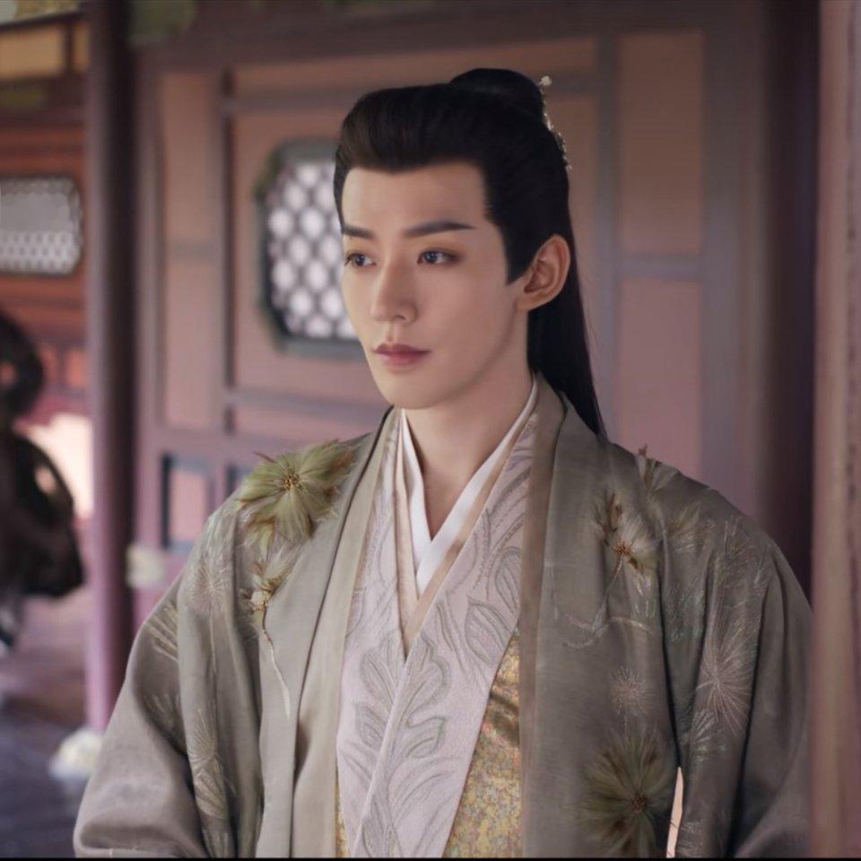 我还真的去看了两集多的云秀行 对我来说有点无趣吧 导演水平比较一般 说不上有质感