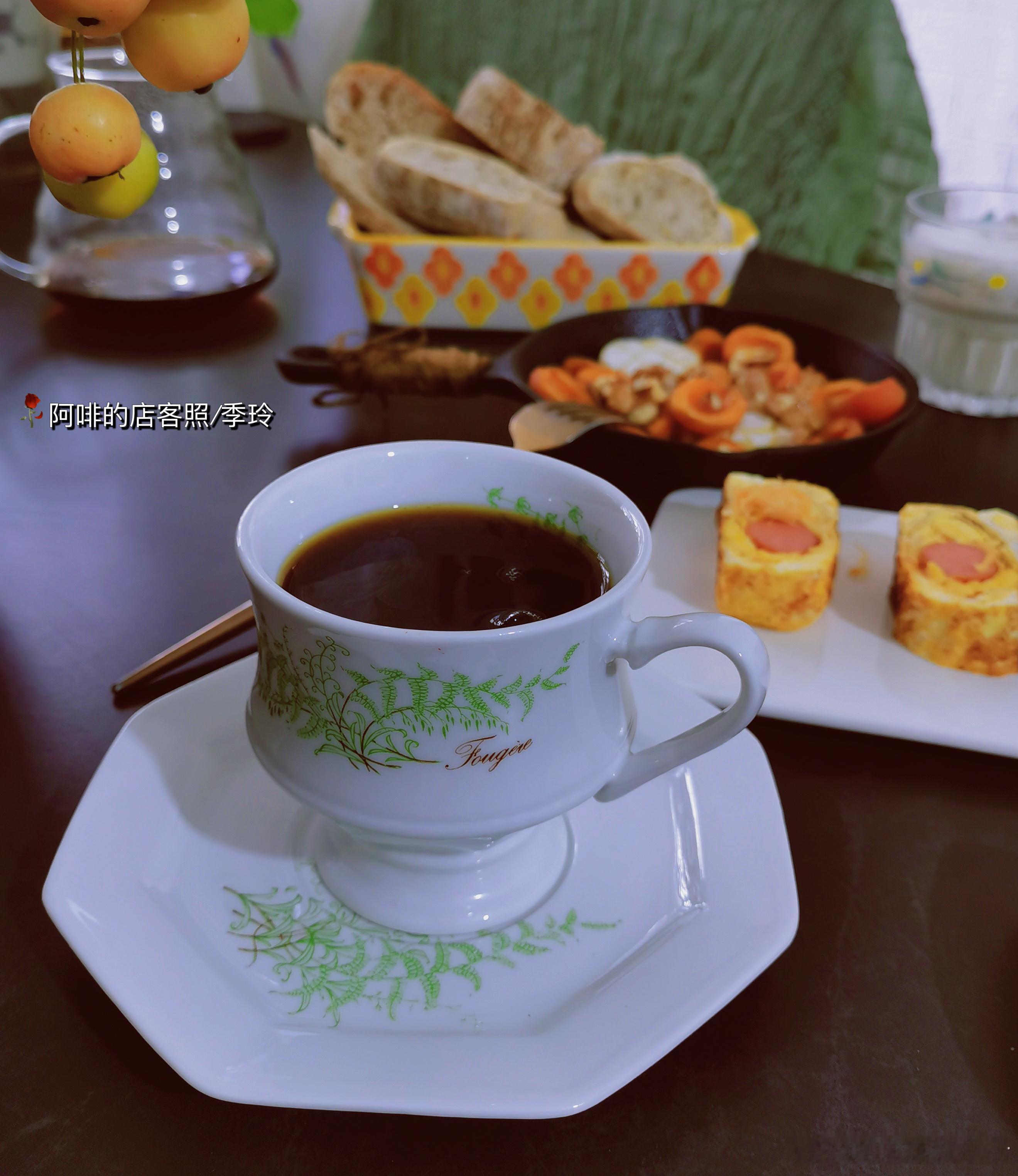 “不要成为第一个阻挡自己的人，想做的事情就去做。”#星情物语##喝咖啡##咖啡#