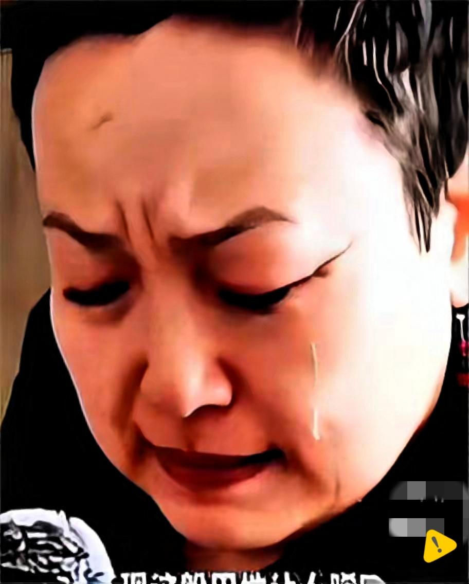 最让人脊背发凉的不是冲突本身，而是毁家的“猪队友”就在身边！
 
不过是狗咬人的