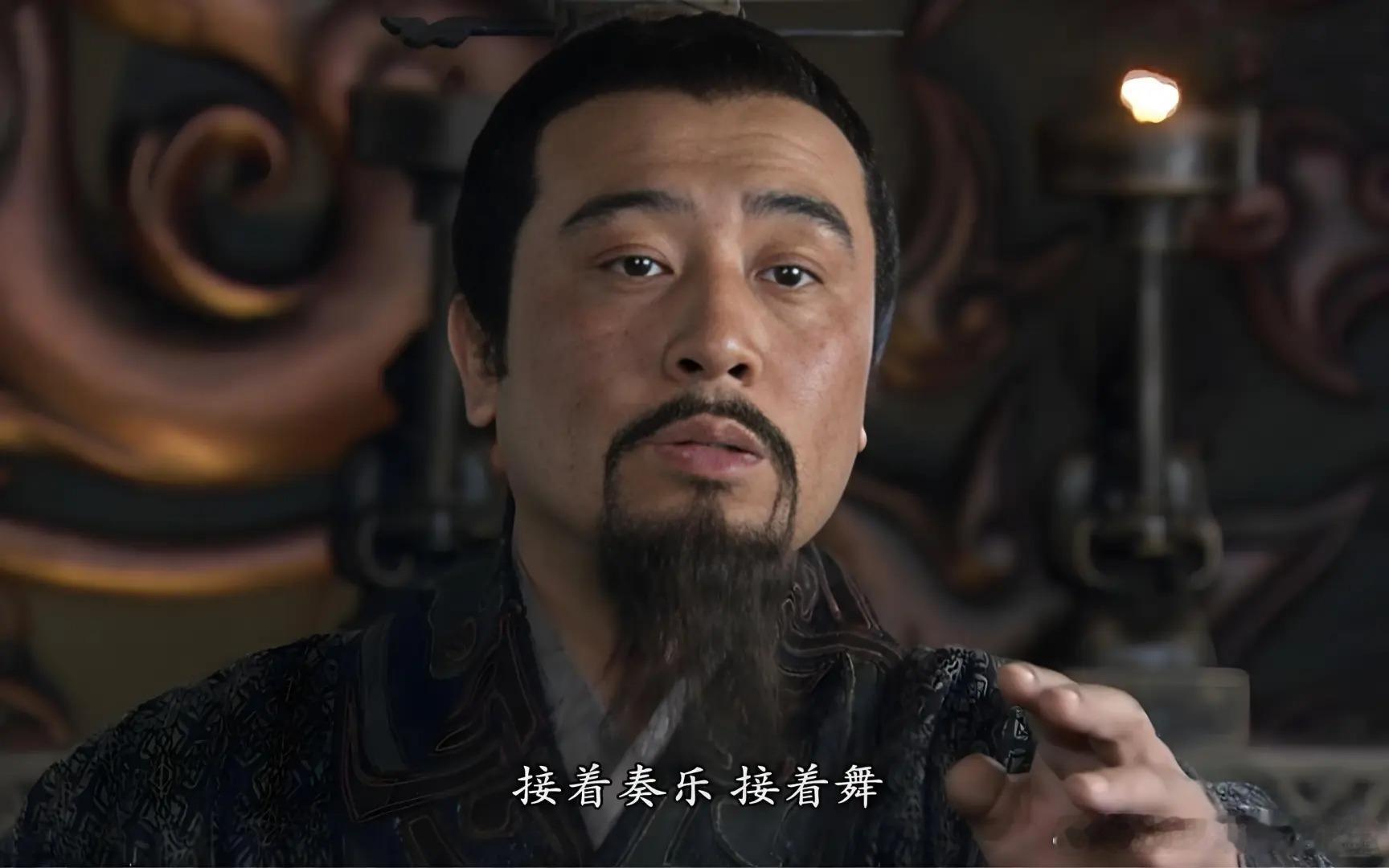兄弟们，晚间的行情怎么去看？是在前低4023附近走反弹，还是破位剑指3开头？还是