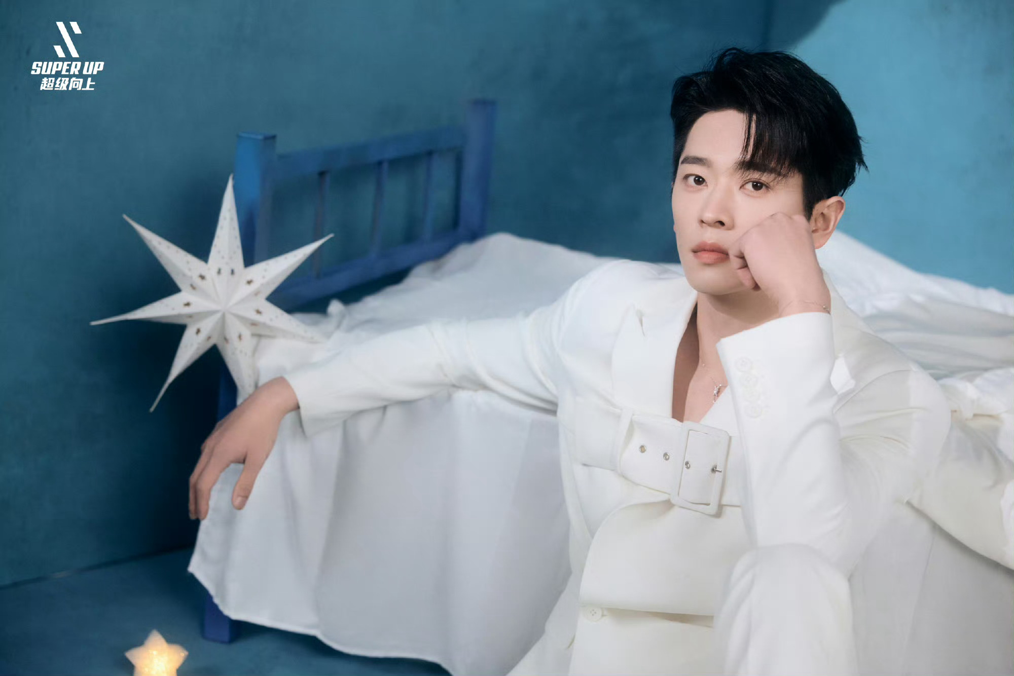 丞磊真空西装上锁了，我这西装控又挪不动脚步了