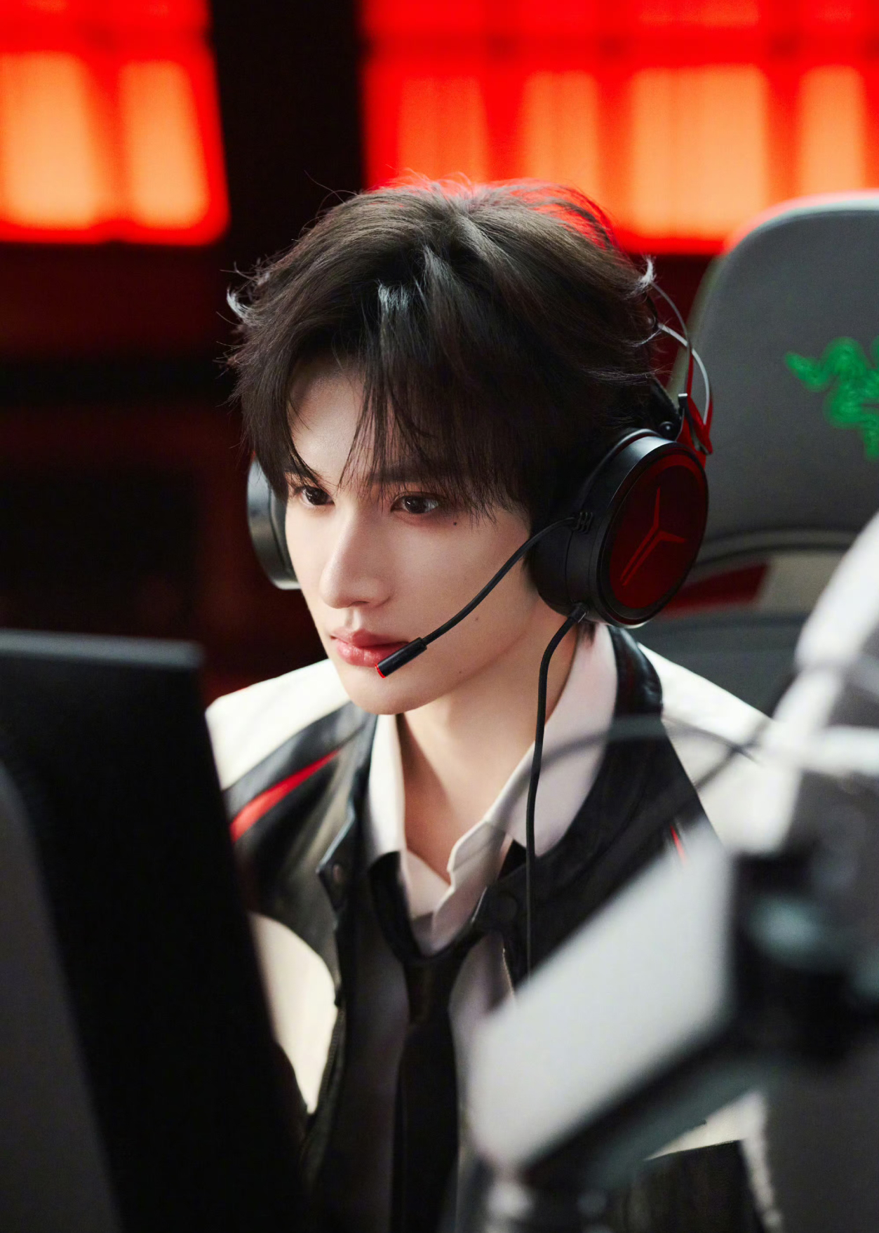 余宇涵内娱天选瓦学弟余宇涵无畏契约电竞少年已就位余宇涵变身电竞少年打瓦啊啊啊这套