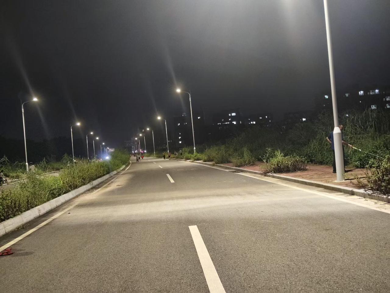 总有人嚷着去争取，可实际上，靠不正当手段去争取，最终只会得不偿失。
爷爷奶奶积累
