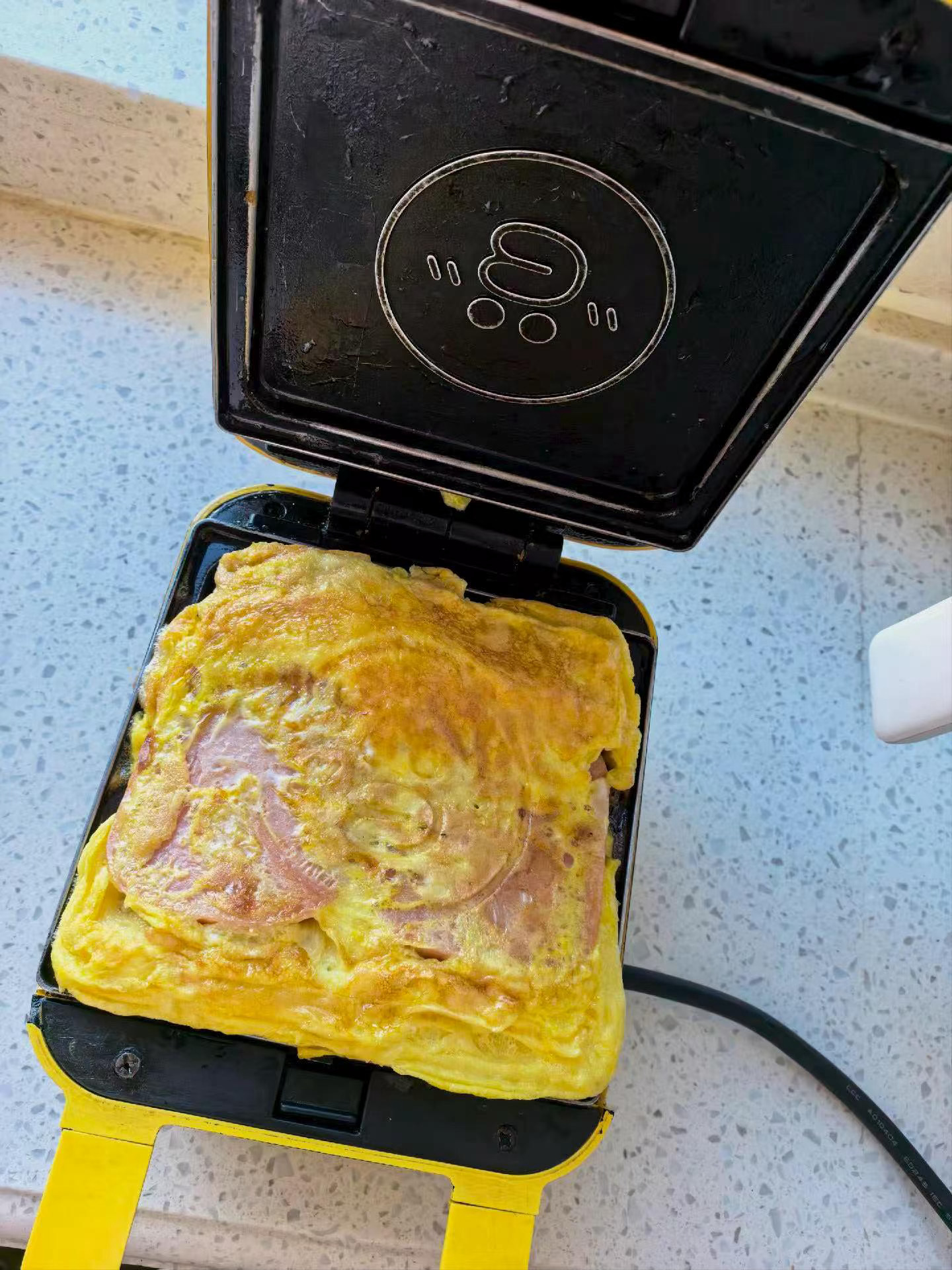 每日一餐分享[超话]  好好吃饭，好好上班，一起进步 ​​​