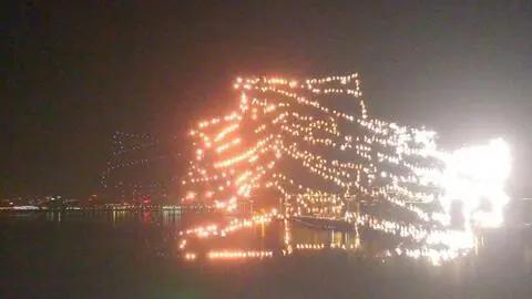 蔡国强烟花秀调查：一场震撼背后的生态警钟，你我该如何回应？
当蔡国强用火药点亮天