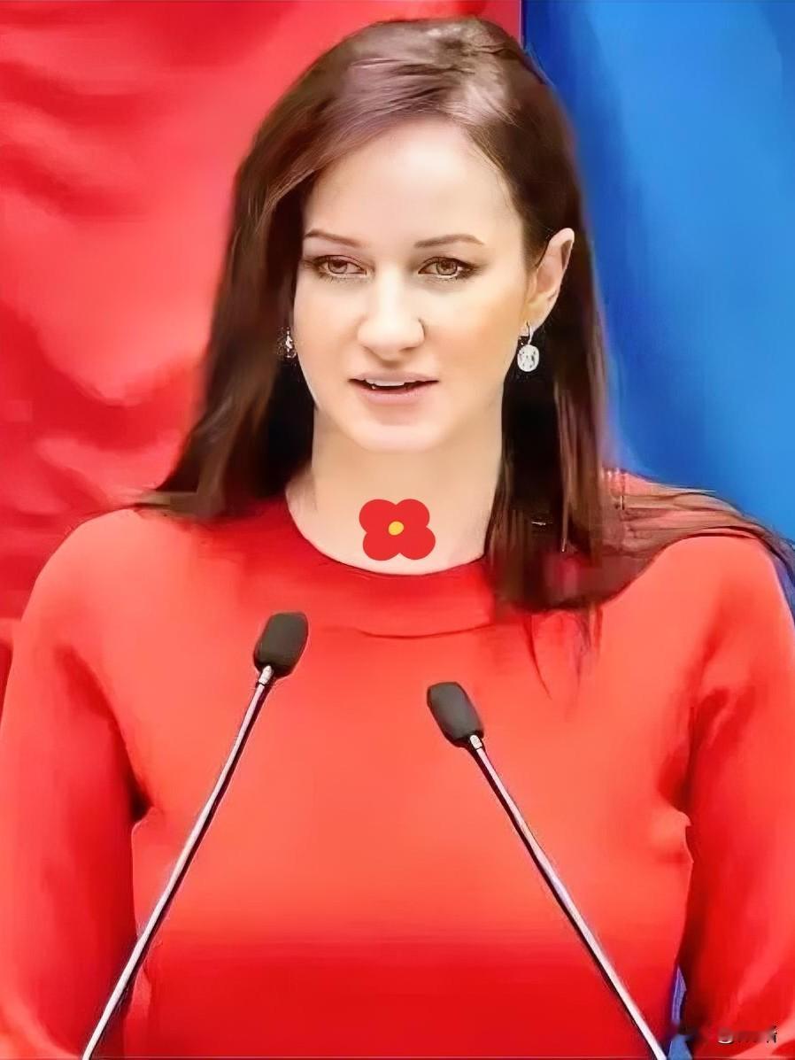 立陶宛服软，
我们就要和它重归于好吗？

据外媒报道，立陶宛女总理鲁吉涅内近日公