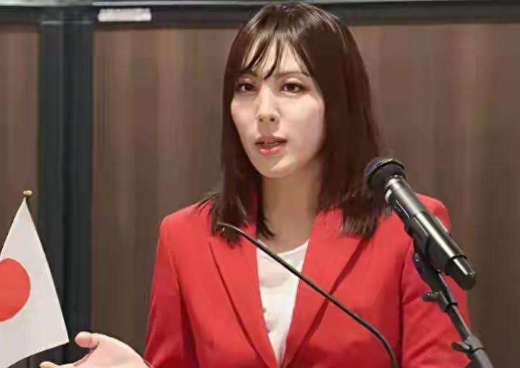 日本右翼：若中国用核弹，没死的日本人将反击？看清3个真相，才知有多荒谬
 
日本