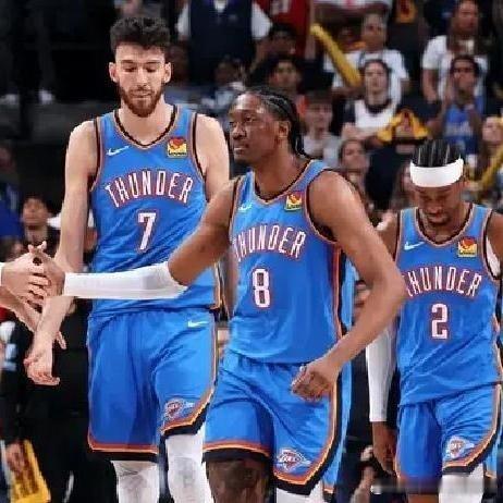 《4-3大战搅乱NBA西决格局，东部格局已定哈登能否圆梦》东部却早早显露出形势的