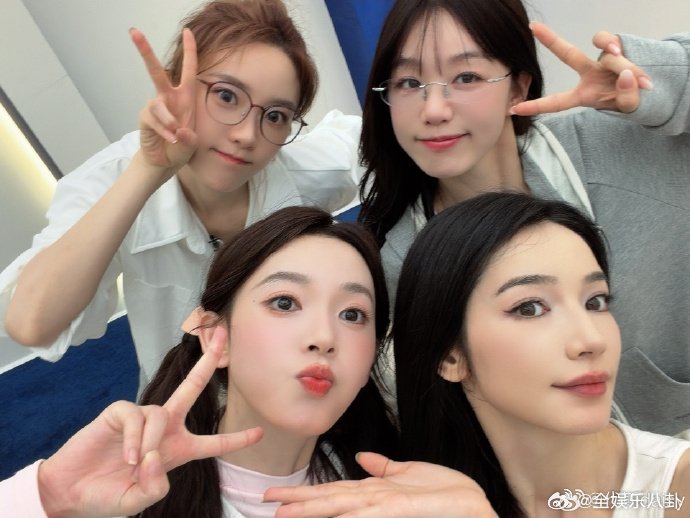 张月组已经开始暴汗排练了乘风2026 这组排练强度真的猛，暴汗不停！行动力绝了，