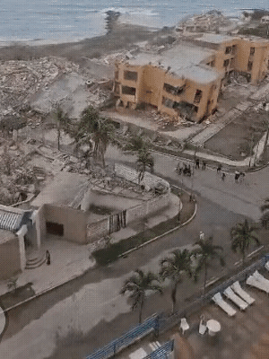 委内瑞拉的地震！有多可怕！

美国地震局预测会有1万到10万的死亡率！

看看震