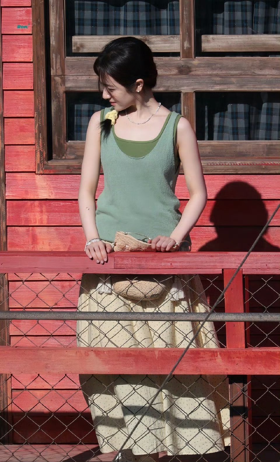 李兰迪海岛舒服日志这个风格好适合兰迪妹妹海风和少女 已经感受到了海风海浪的气息 