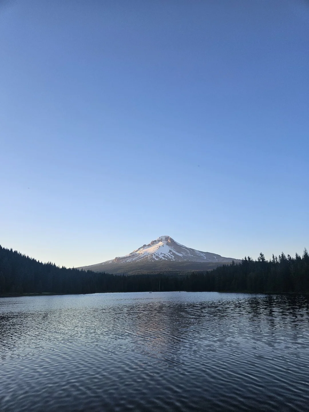 那天我拍到了布依草湖的神