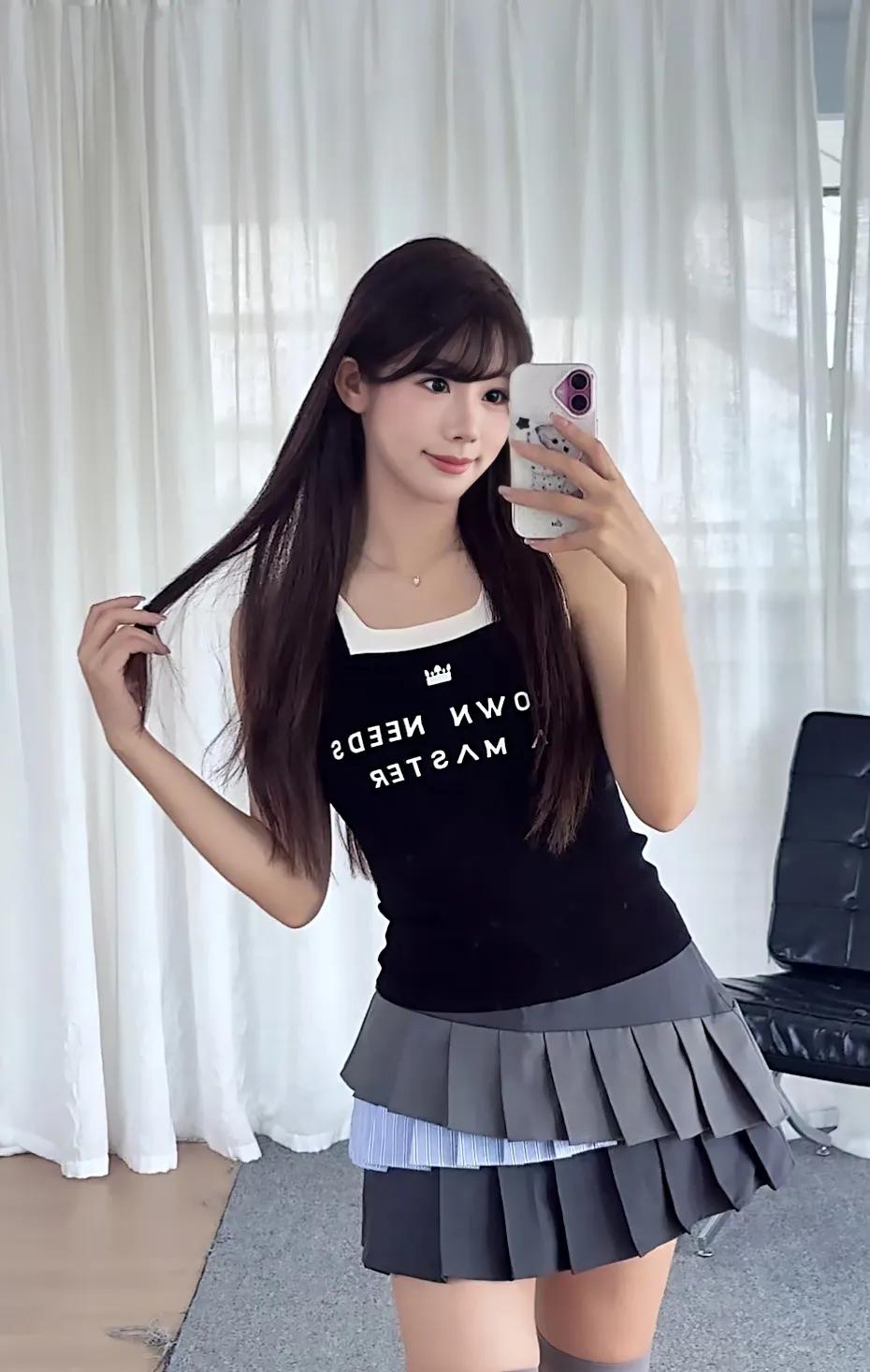 与金钱相比,女人更在意哪些东西? 与金钱相比女人最在意金银珠宝，房产豪车奢侈品。