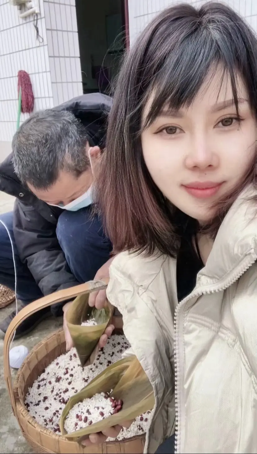 我一个连初中都没毕业的农村人，能有多大的理想，这辈子就想让自己快乐一点...