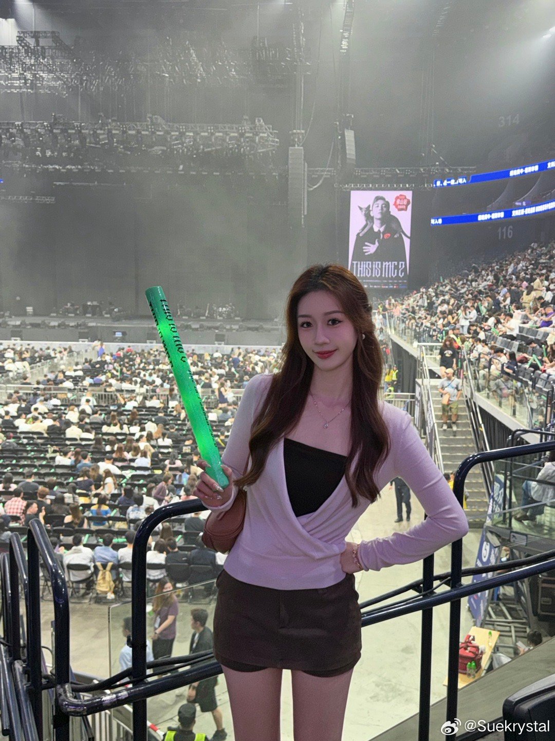 𝑻𝒉𝒊𝒔 𝒊𝒔 𝑴𝑪 𝟐浪漫大戲開場💜 