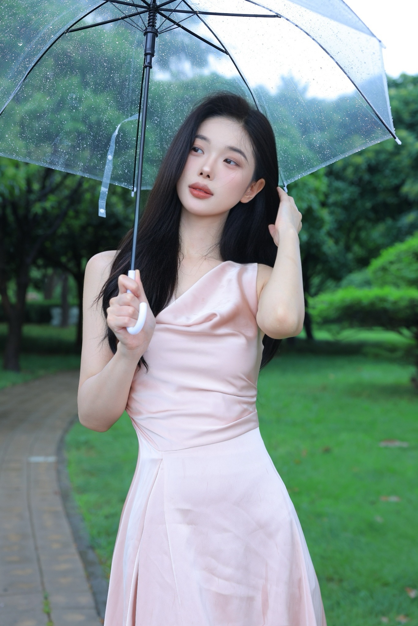 雨季｜雨蒙蒙的日子☔️#ff‘s moment# 最近的天气都是小雨🌧️还挺喜