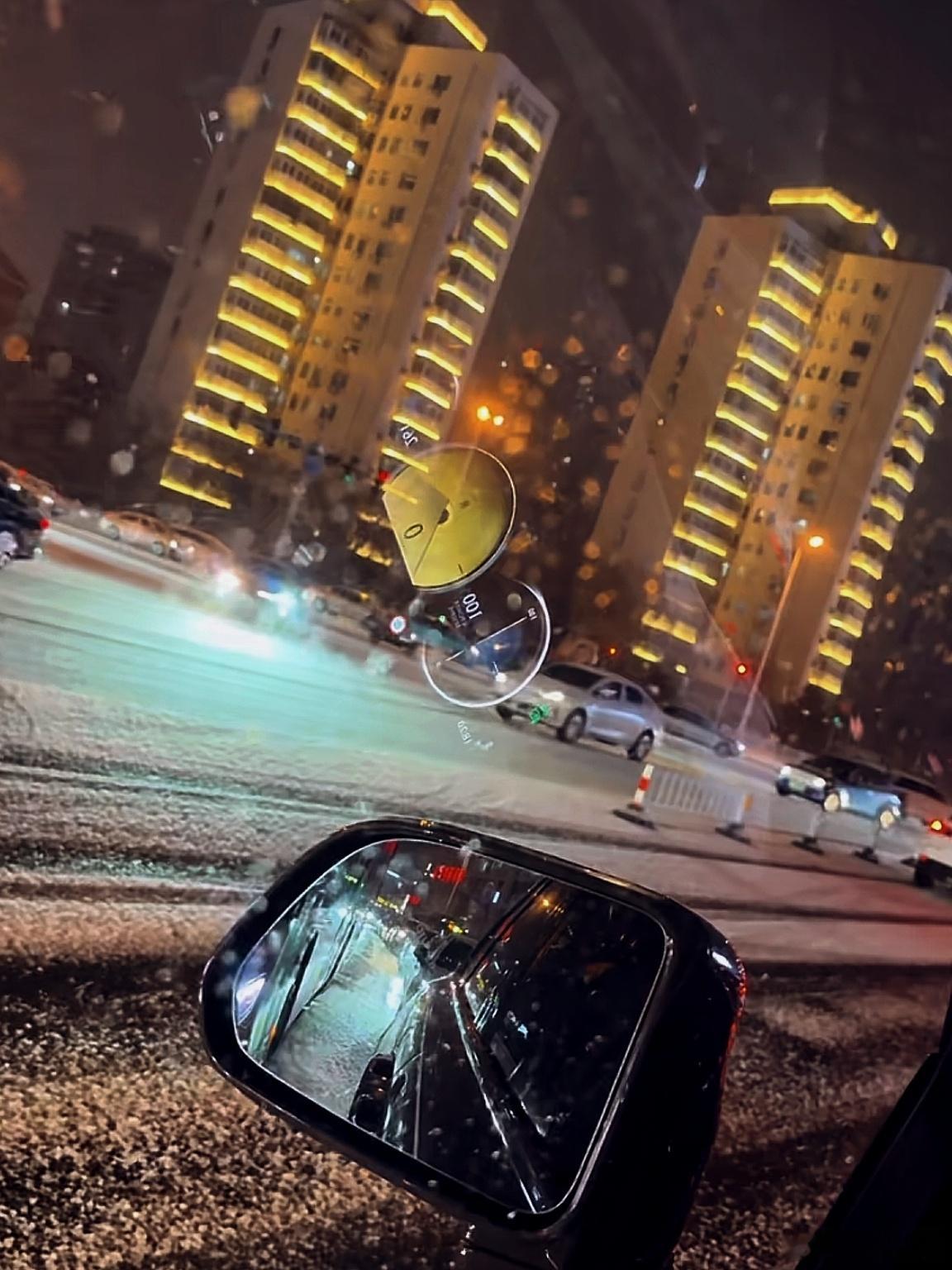 200万大G借朋友结婚撞4车定损40万车不要外借特别是好车基本都是拼命造的班子