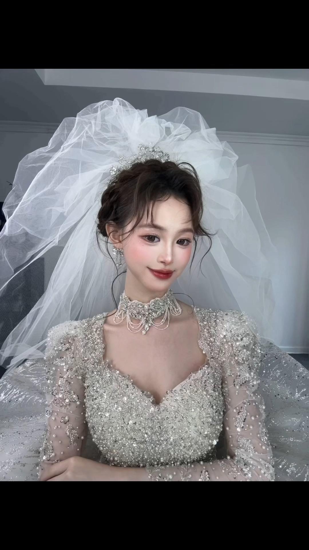 只怕幸福眼看完整 我的心却早已冰冷