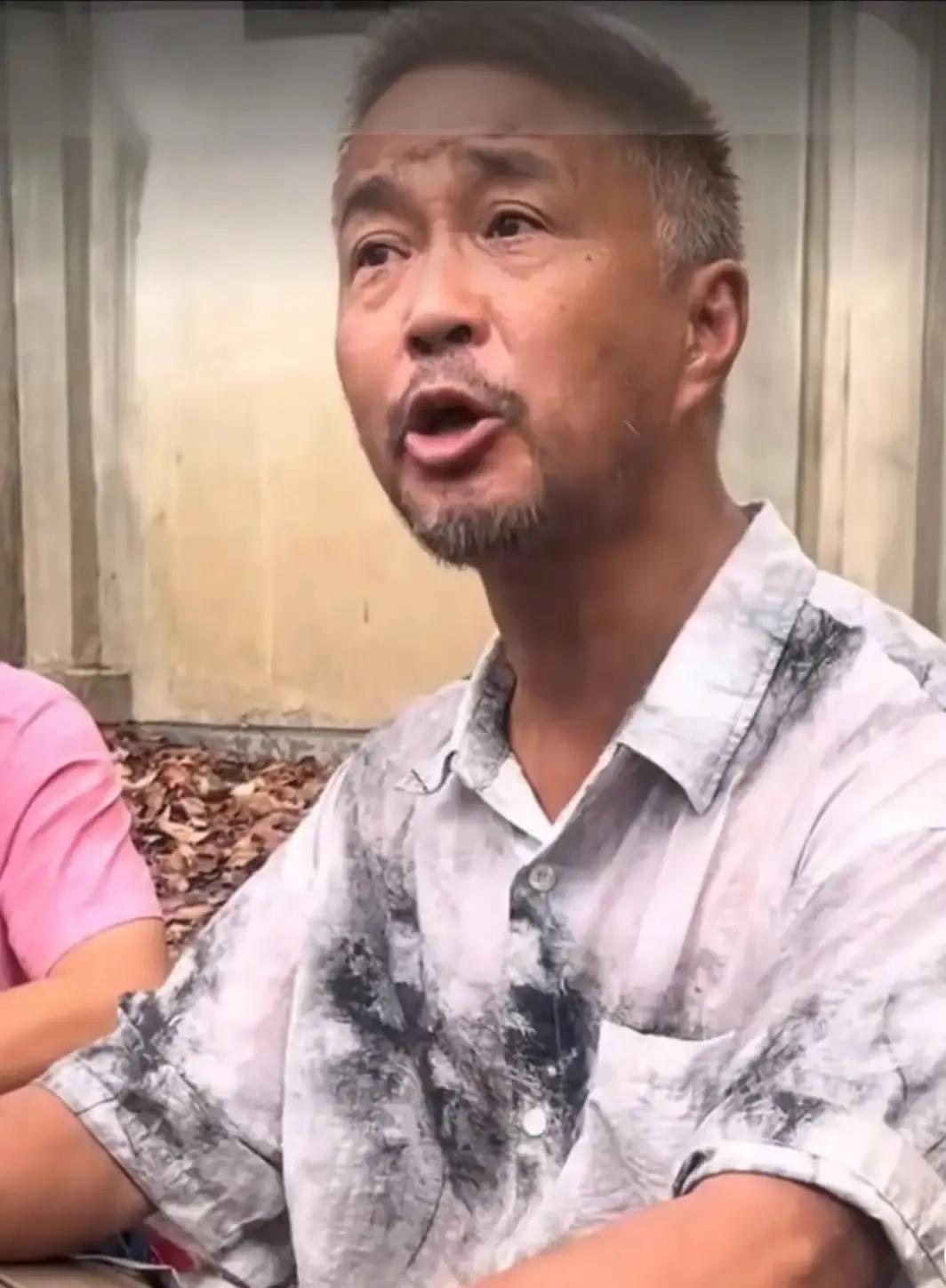当“流浪大师”沈巍谈及原单位时的怒不可遏，从来都不是对一份工作的执念，而是对“被