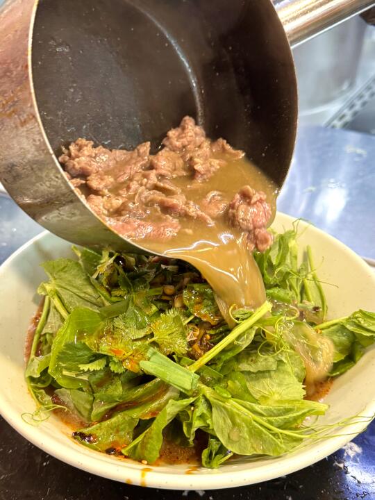 在西安｜居然找到了可以无限续粉的米粉店