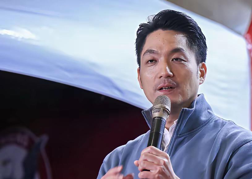 蒋万安手握特殊家世，却只谈交流回避统一，实在令人失望

作为蒋氏后人，大陆民众原
