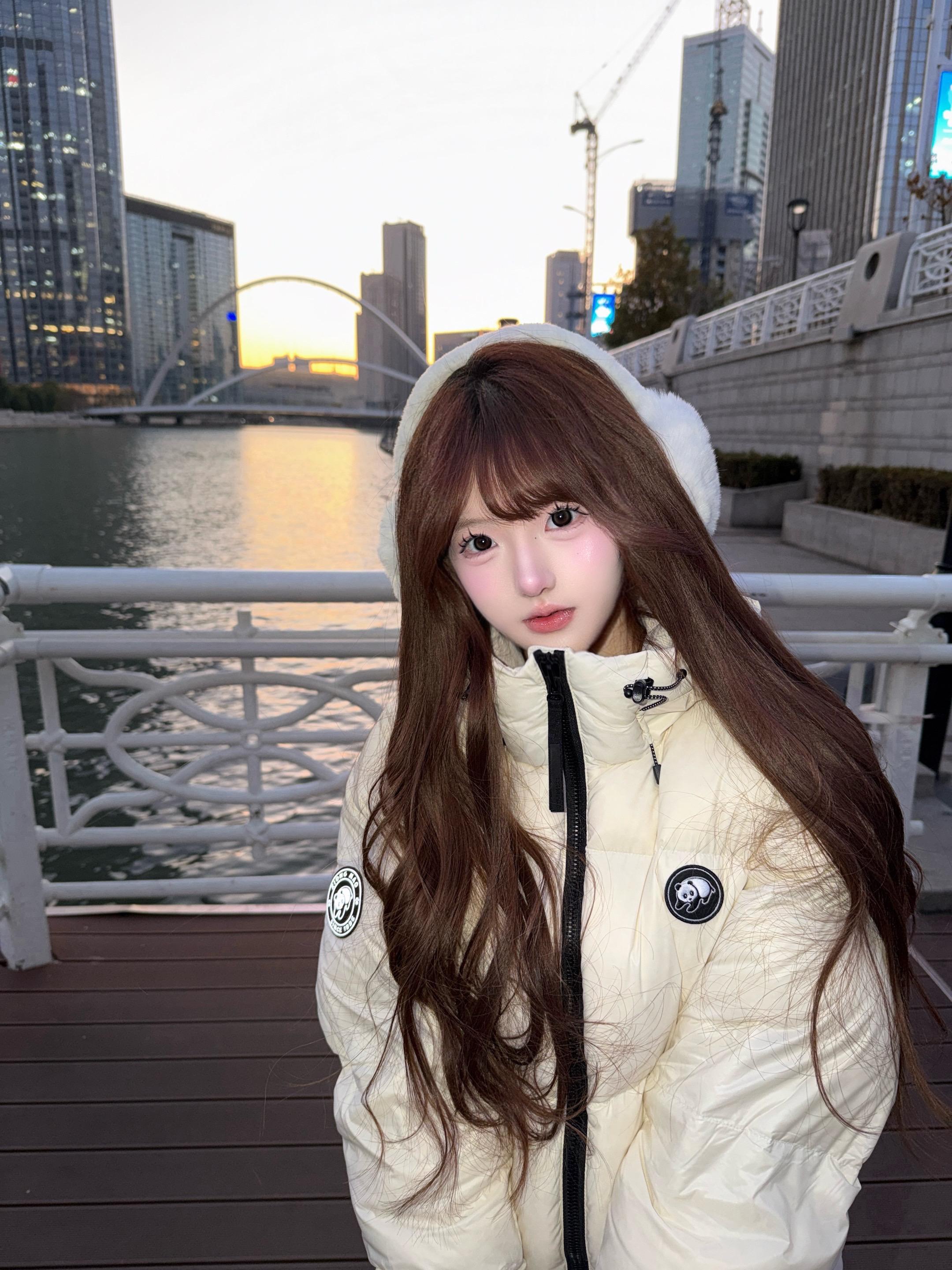 你总说我很好很可爱 如果真有那么好的话 那为什么还是留不住你呢