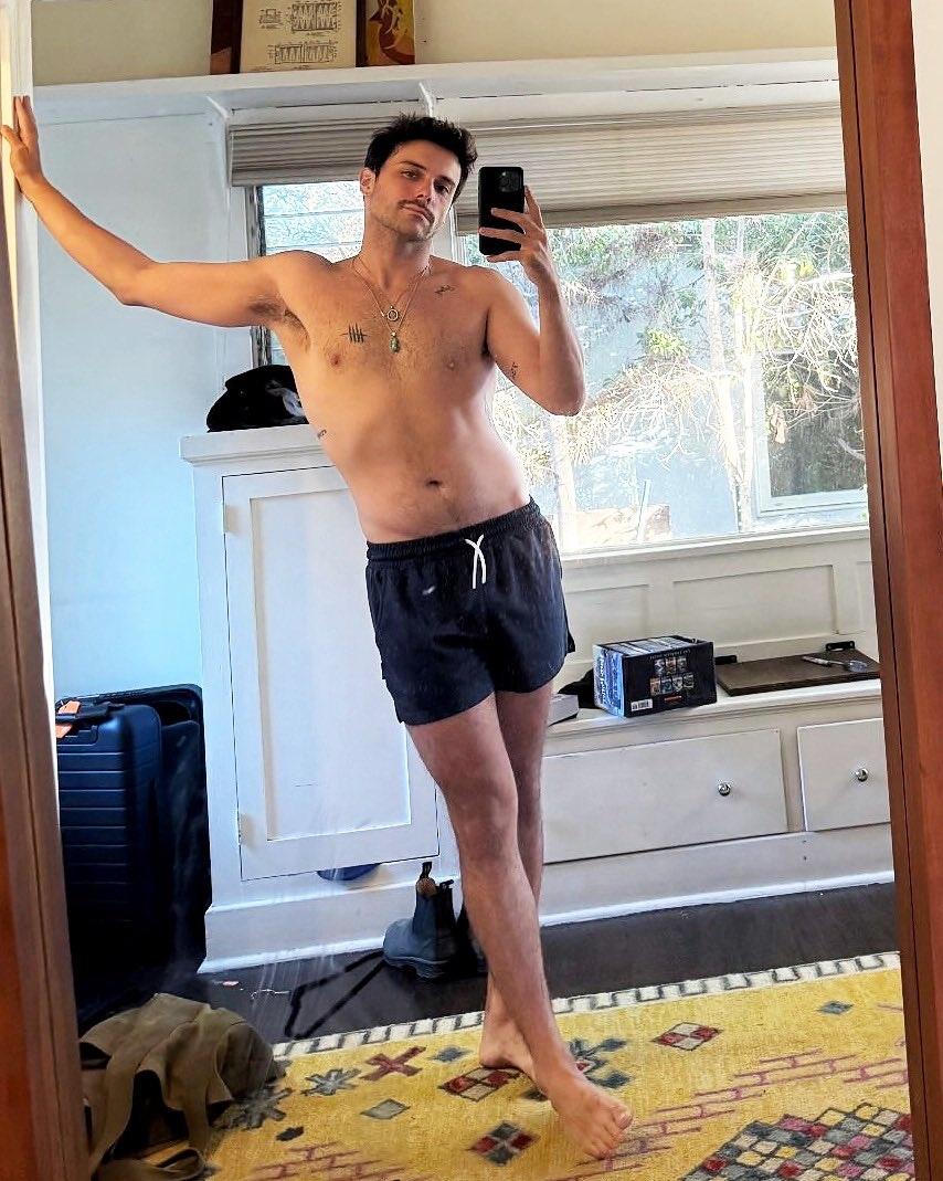 Jack Falahee 这一波减肥直接开挂！27磅甩掉，肌肉线条全回来了，比《