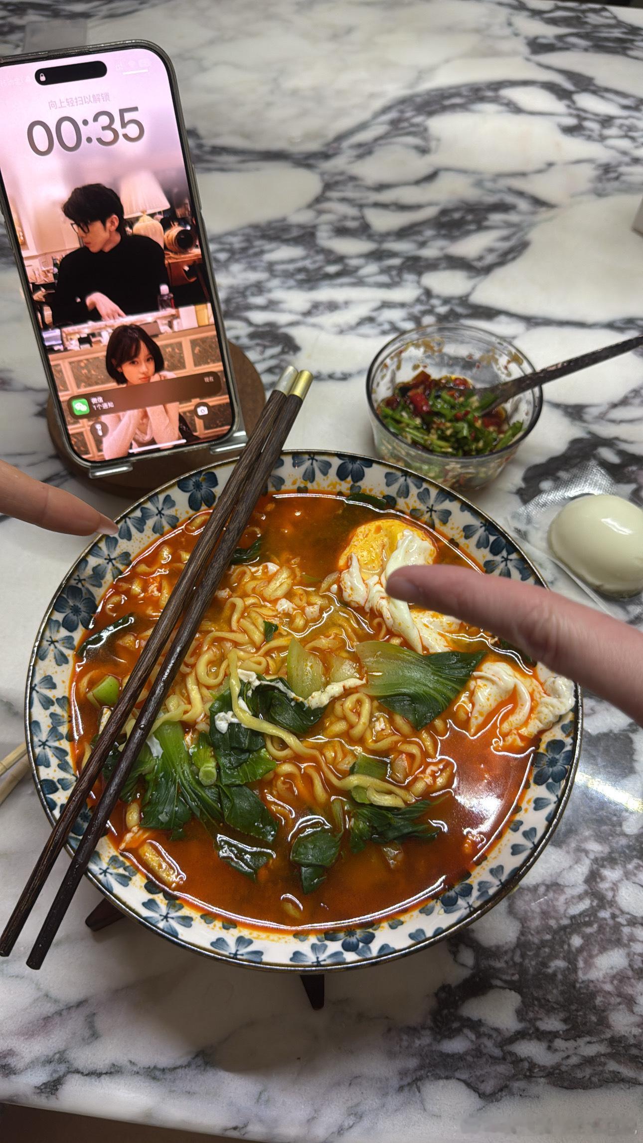 吃饱了 但是还是馋你们一下