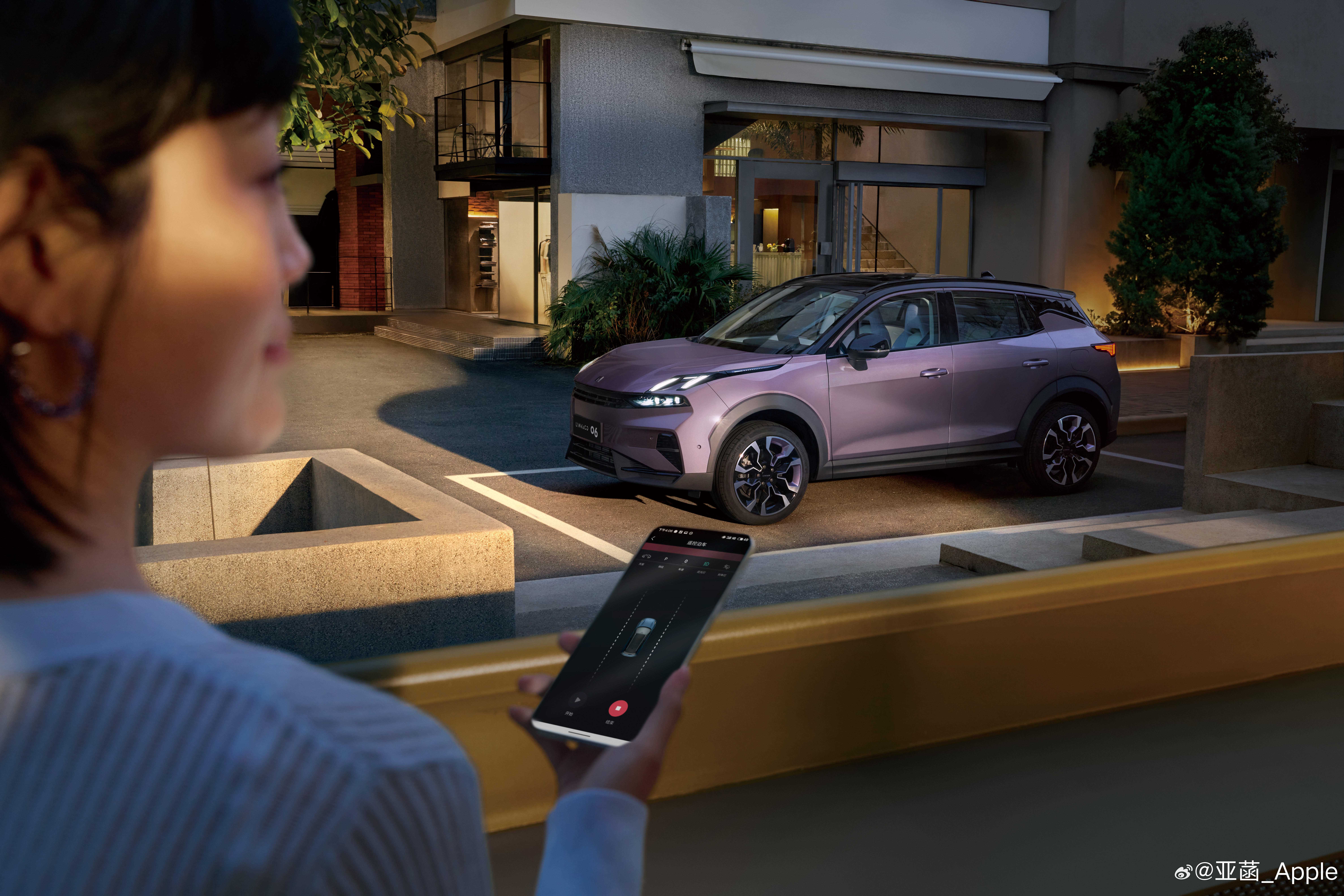 领克06Relive全新暮光紫车色3.8正式上线，限时专享价11.16万元起！以