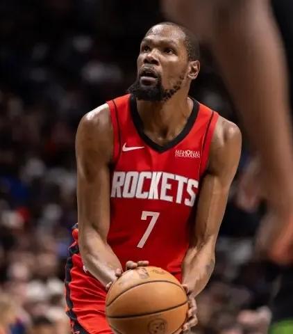 两天前
东契奇：季后赛我们打谁更有胜算？
里弗斯：打火箭。森林狼，掘金不太好打