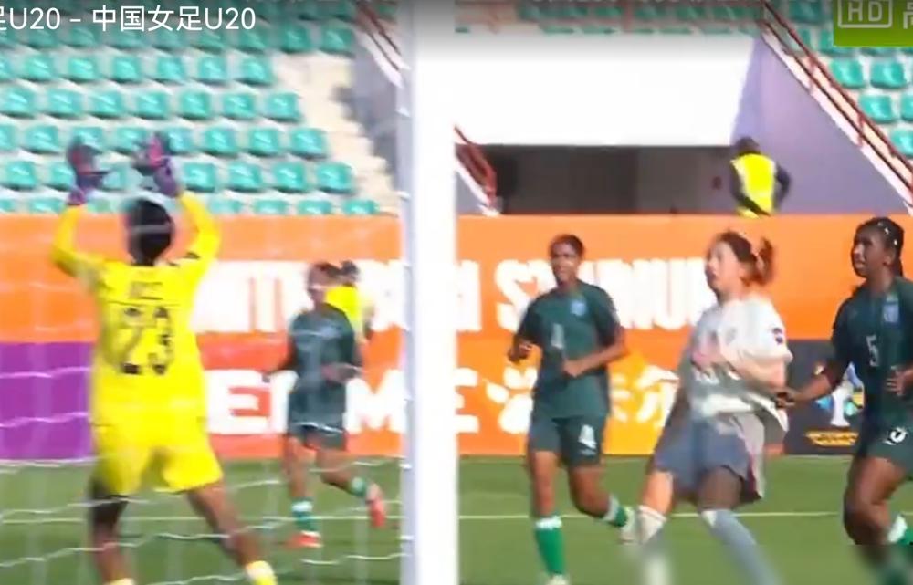 别再吹孟加拉国上半场的“顽强”了，那不叫防守，那叫“耗材”。
我告诉你，真正的