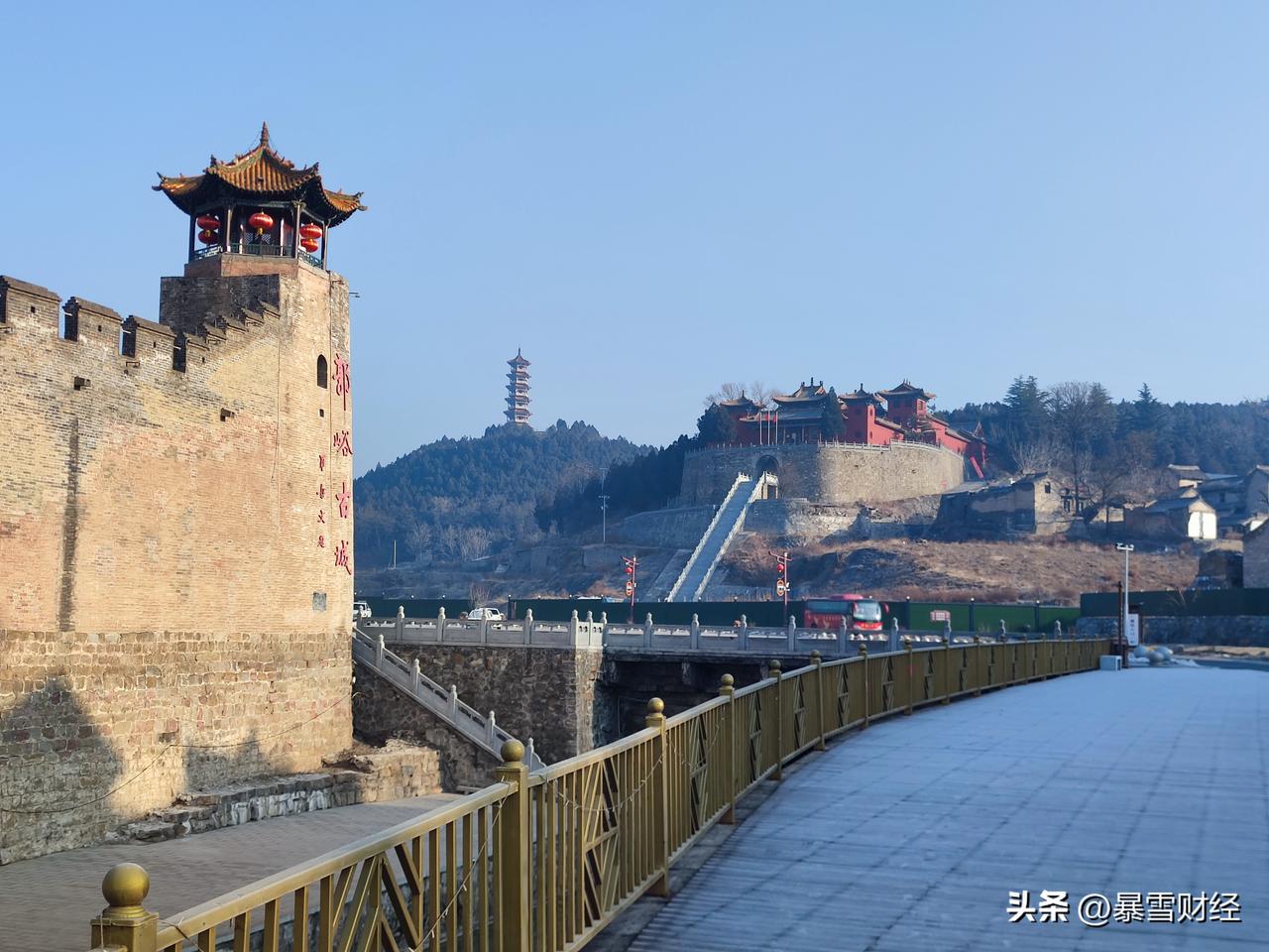最新十五五城乡规划重磅发布，直接带动今天白酒、地产两大板块走强！
 
这次规划主