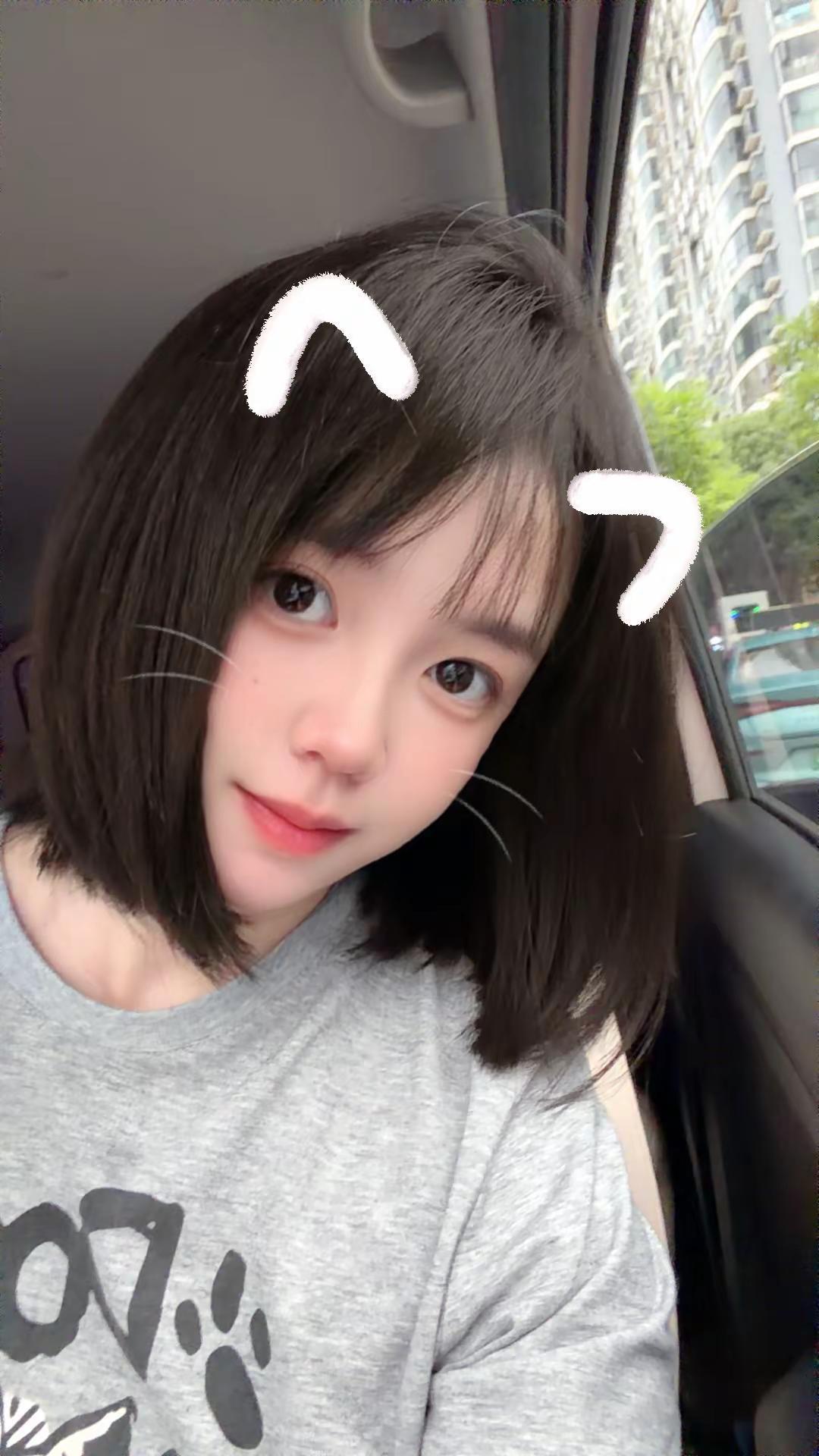 可爱万万岁。短发yyds