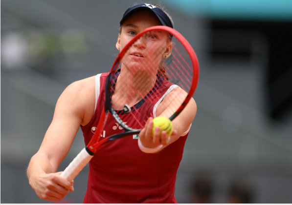 将战郑钦文！莱巴金娜2-1逆转鲁塞，晋级马德里站第三轮