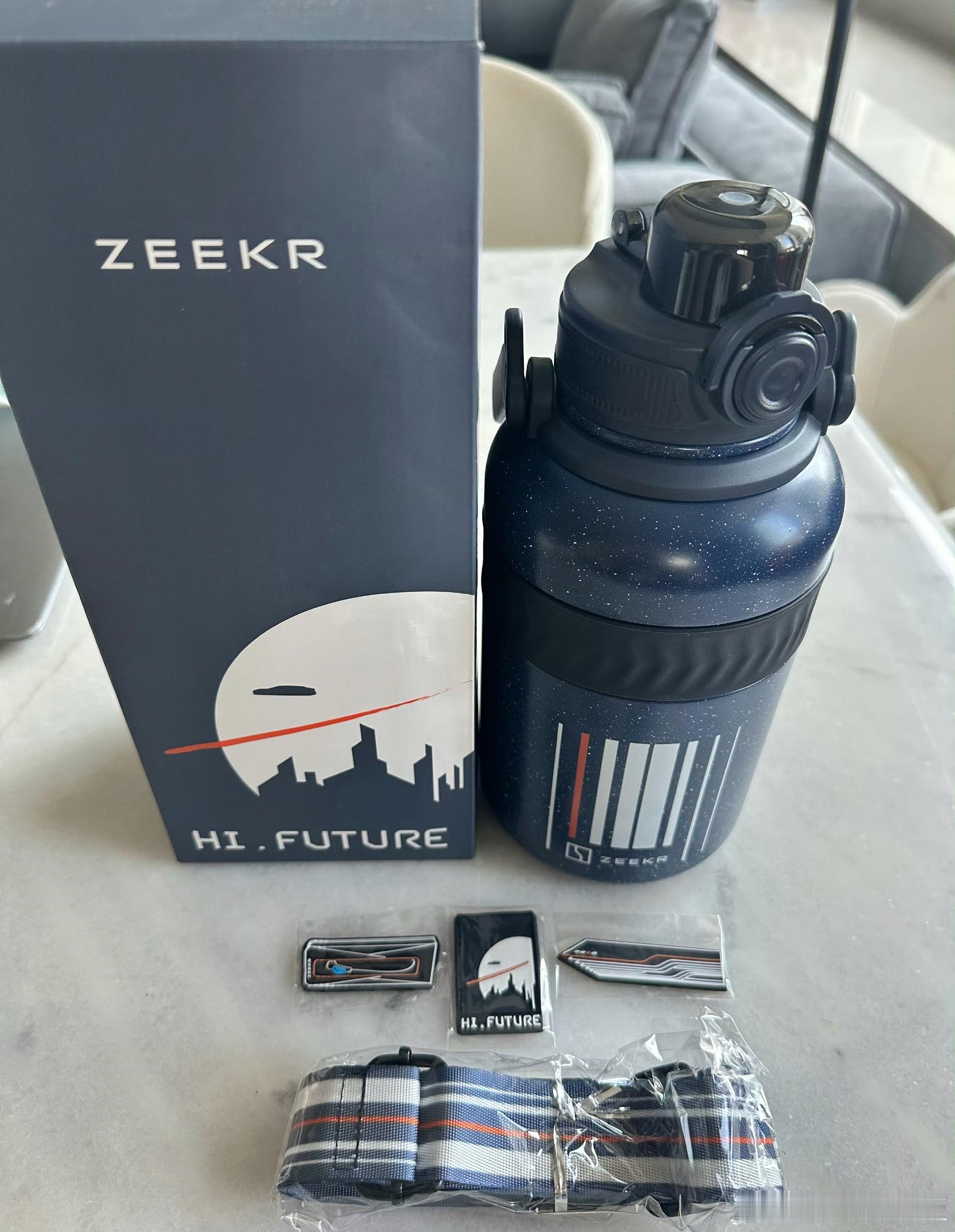 粉丝福利，评论抽一个星辰遐想系列保温杯，评论就可以！ 