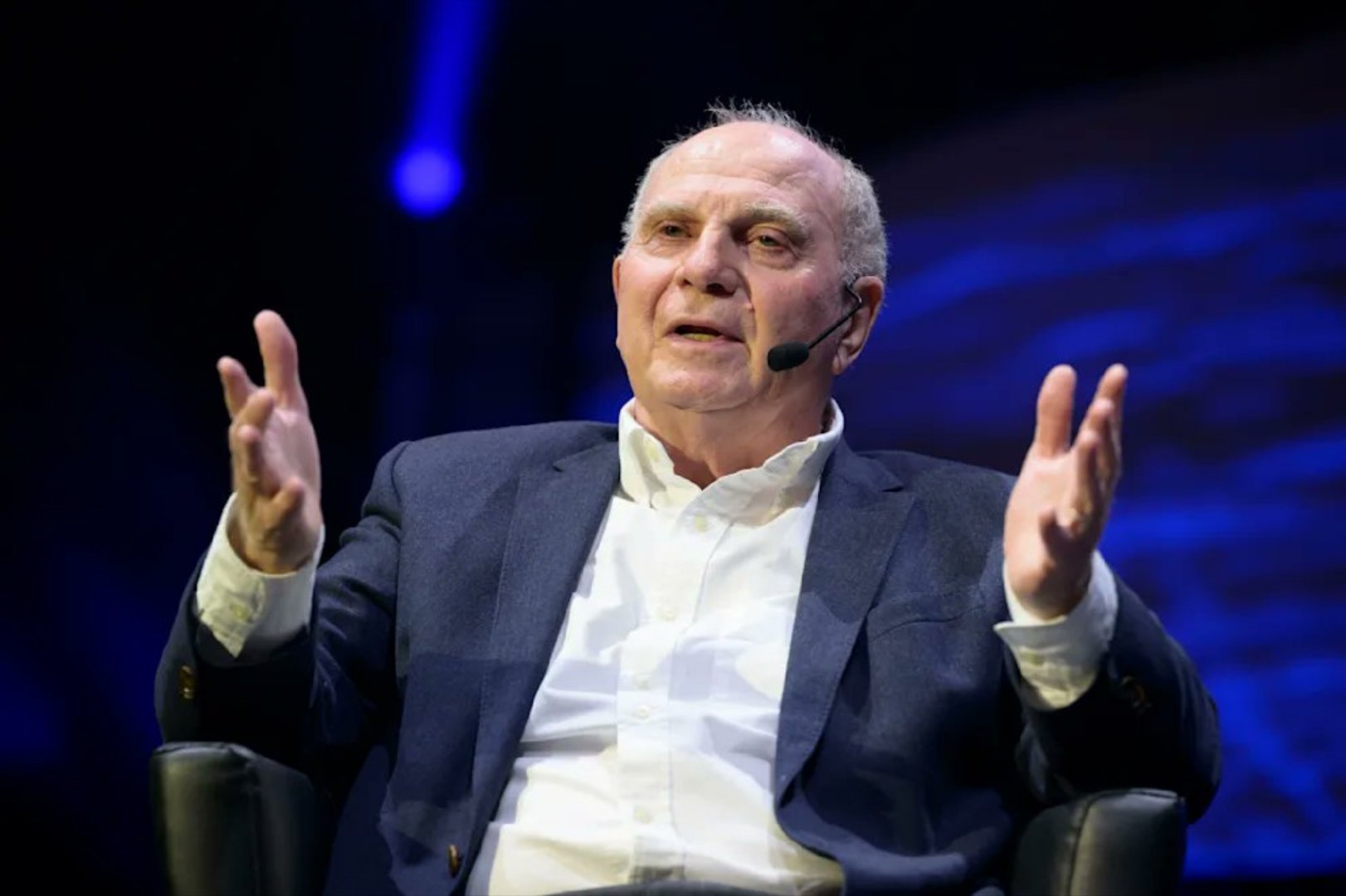 赫内斯谈凯恩的未来：“他的合同里有一条解约条款，有效期至每年一月底。我们认为他肯