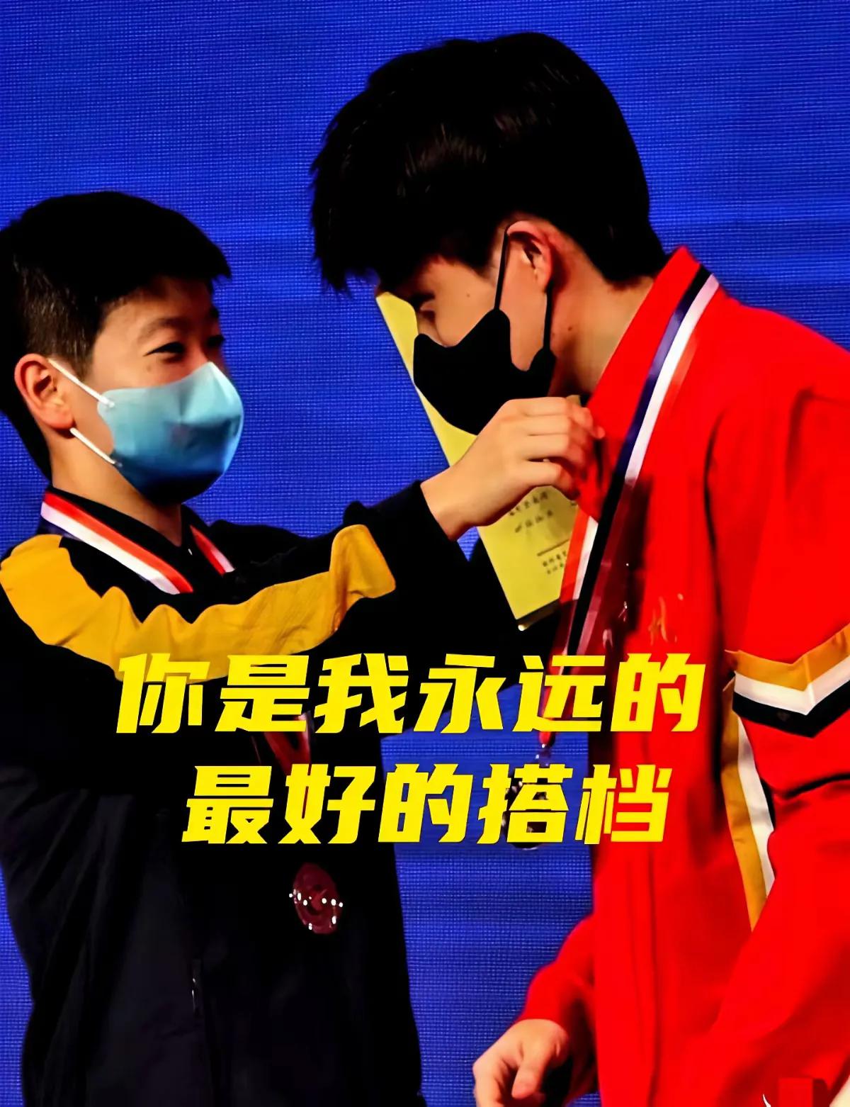 被这句话感动到了！
在这样一个纷乱的世界
想听一句真话好难～
想听一句发自肺腑的