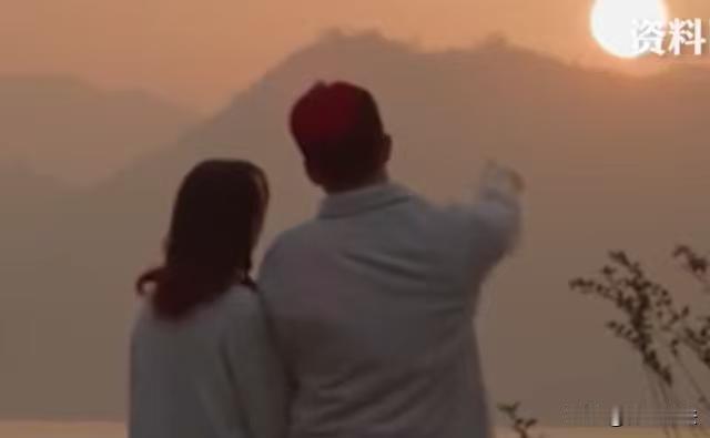 辽宁，男子离婚后去国外工作，积攒了不少积蓄，谈了个女友对方一直觊觎男子的财产，俩