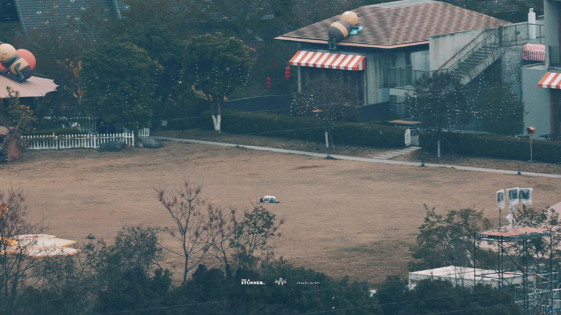 穆祉丞新综跳依赖摇周五晚高疯救命！穆祉丞新综路透的恩仔也太萌了吧，跳依赖摇时的小