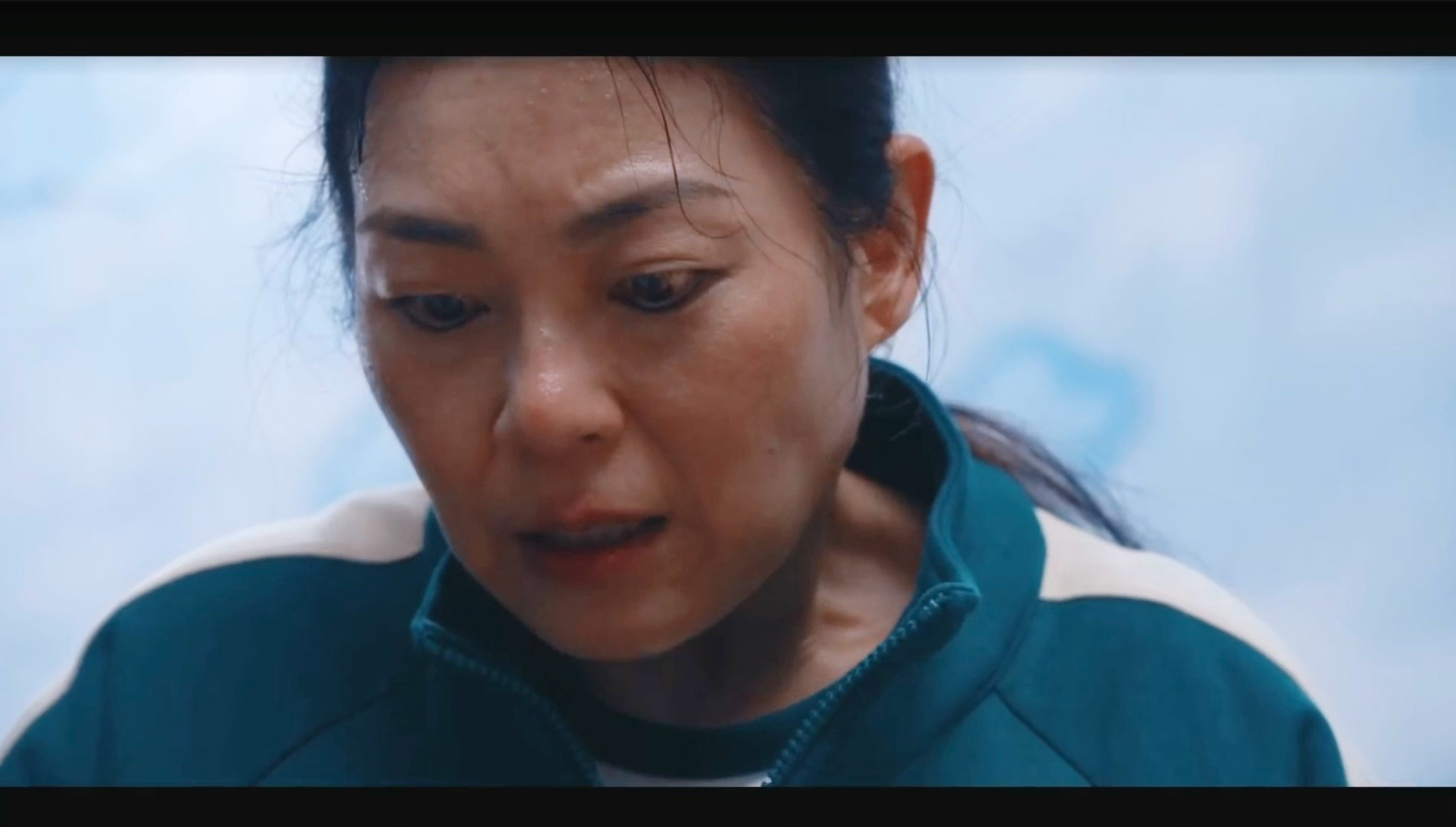 吊在俊出演鱿鱼游戏只为了这两巴掌 