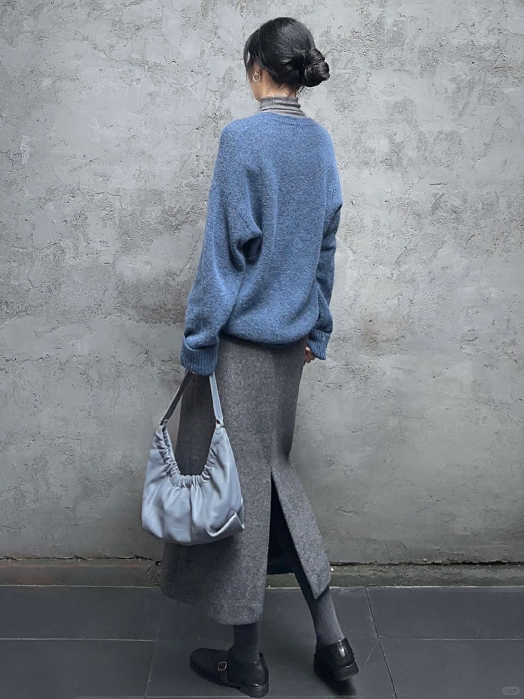 蓝灰色系穿搭太高级了！