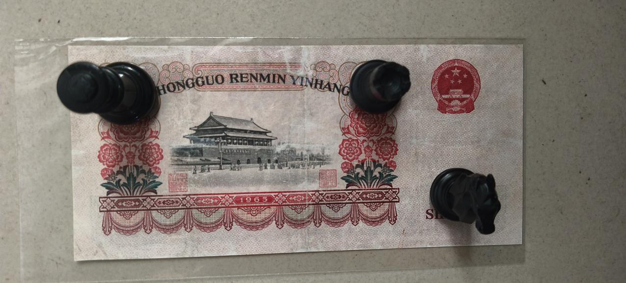 那条300万播放的视频，我藏了37次想放弃的念头后台弹出“播放量突破300000