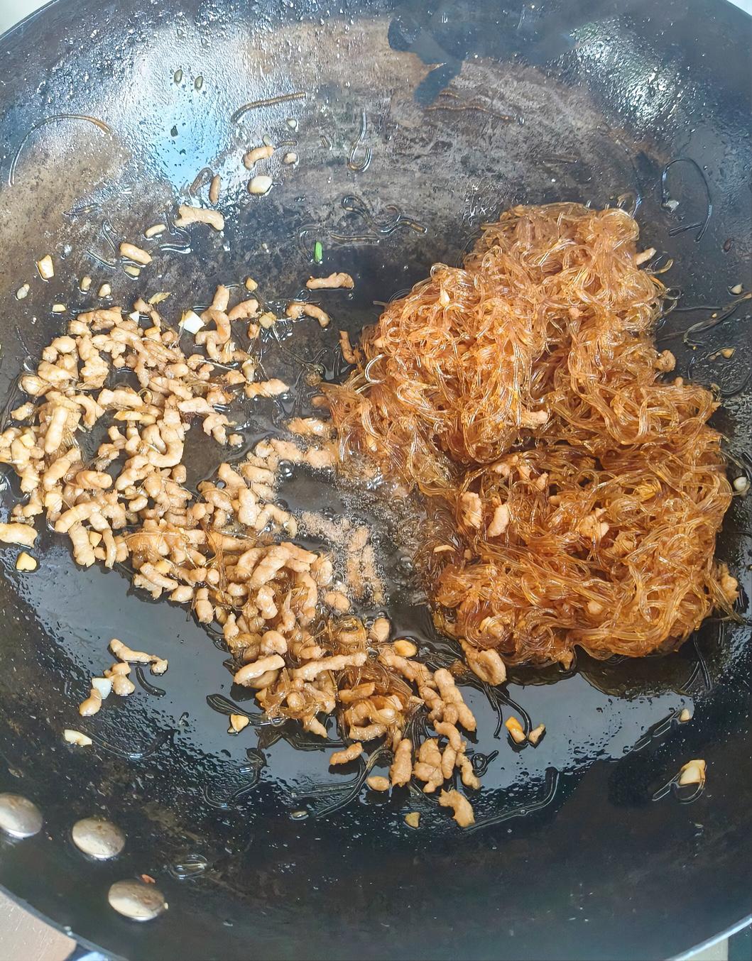 这几天都在炒蚂蚁上树，我觉得我没有没有上树的义务 美食